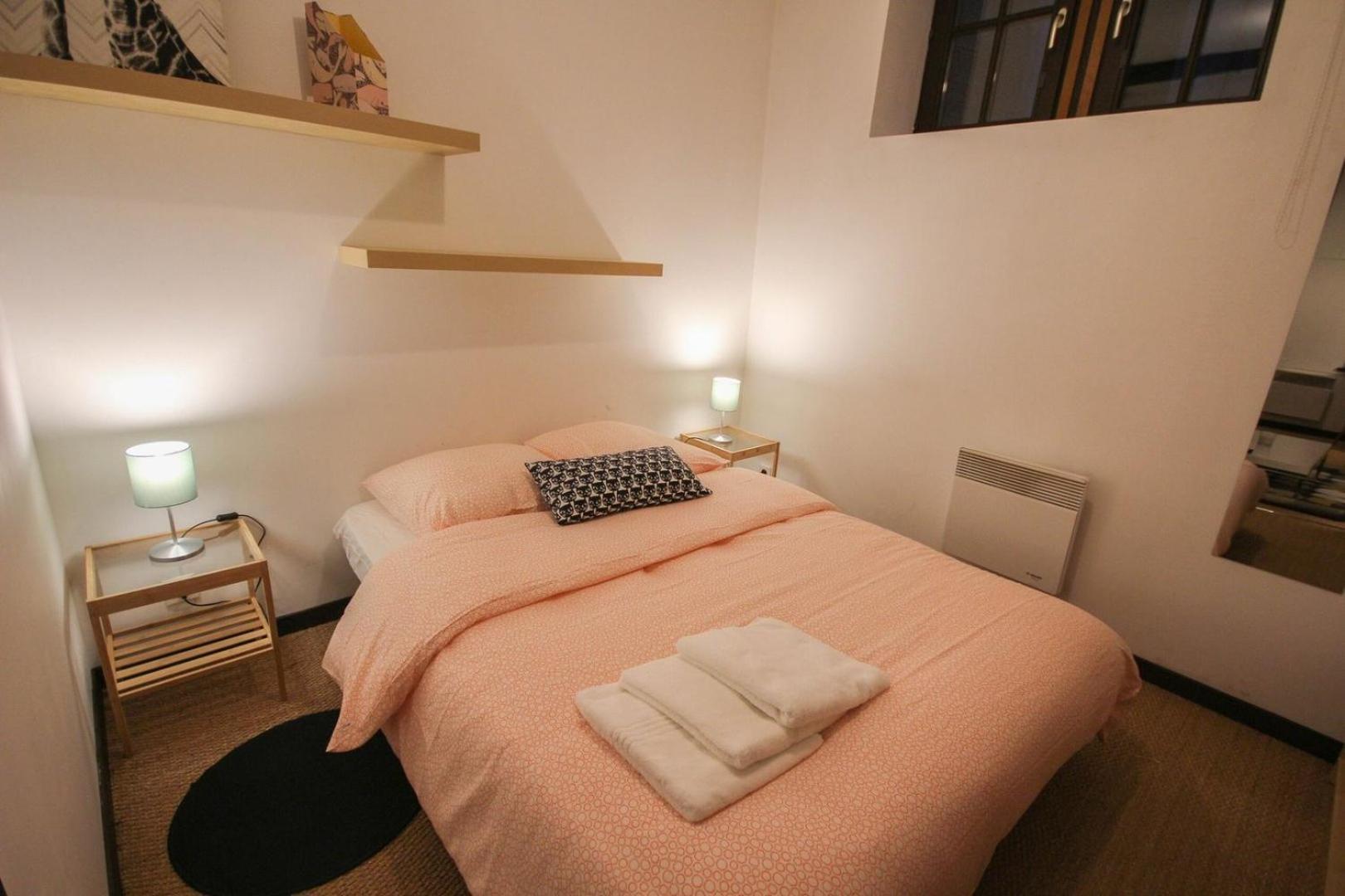 One Bedroom Equipped In Old Lille Exterior foto